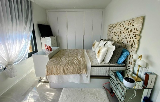 Resale - Villa - Finestrat