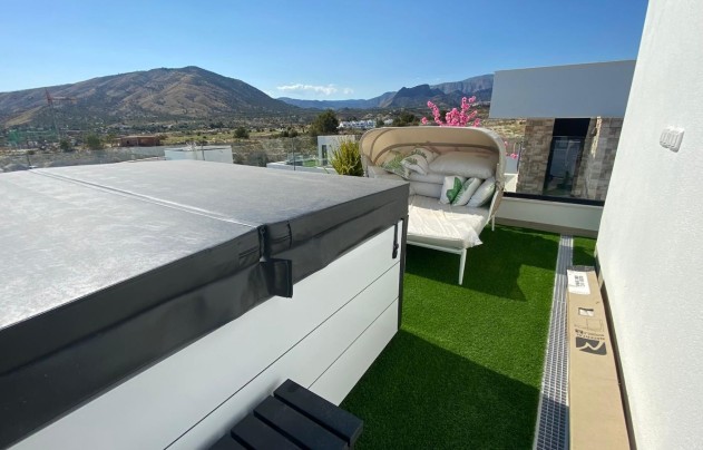 Resale - Villa - Finestrat