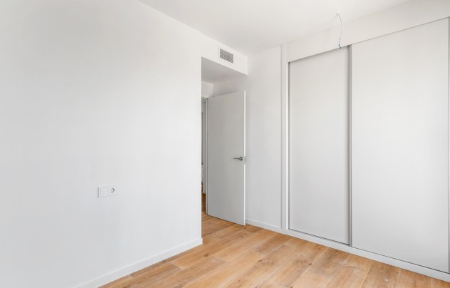 Herverkoop - Apartment - Alicante - Benalua