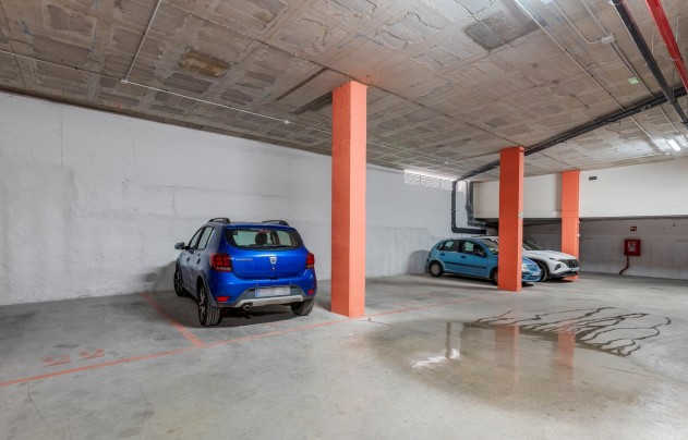 Herverkoop - Apartment - Alicante - Benalua