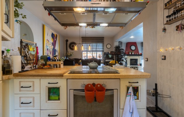 Herverkoop - Villa - Benijofar