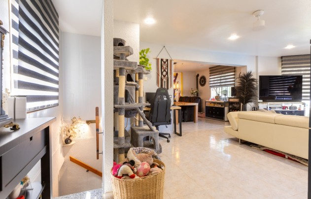 Herverkoop - Villa - Benijofar