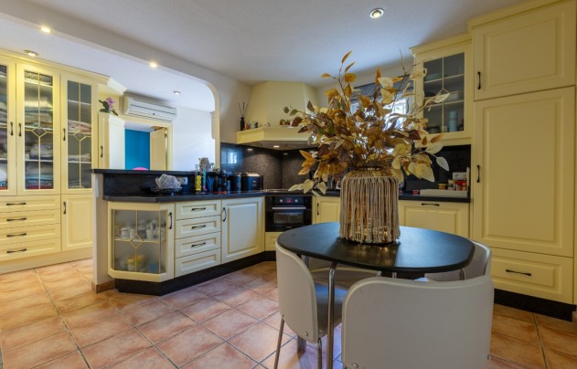 Herverkoop - Villa - Benijofar