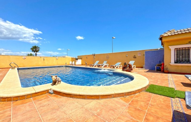 Resale - Villa - Torrevieja - Los Balcones