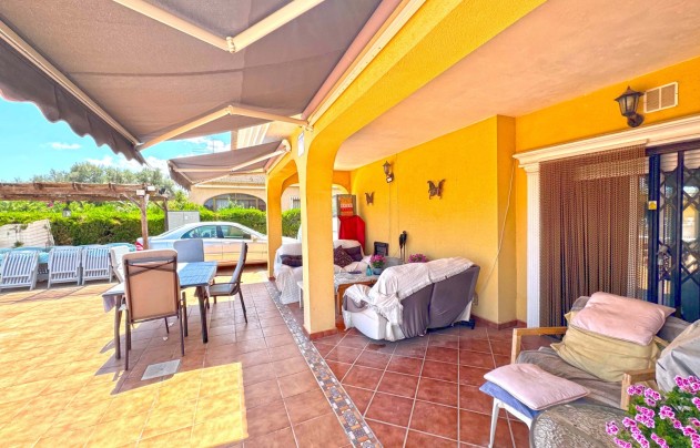Resale - Villa - Torrevieja - Los Balcones