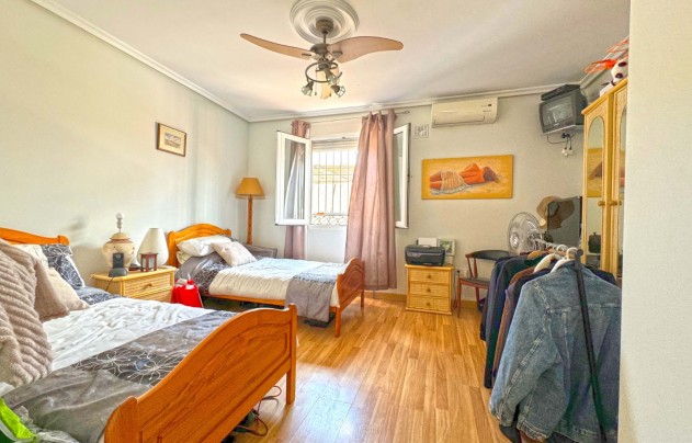 Resale - Villa - Torrevieja - Los Balcones