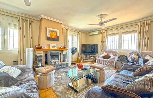 Resale - Villa - Torrevieja - Los Balcones