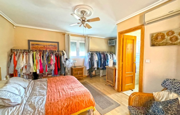 Resale - Villa - Torrevieja - Los Balcones