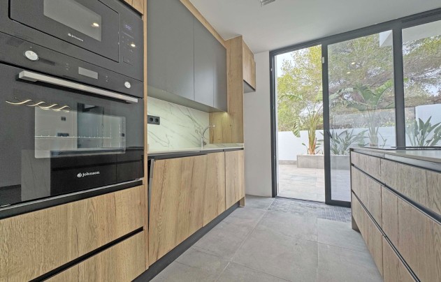 Resale - Villa - Torrevieja - Los Balcones