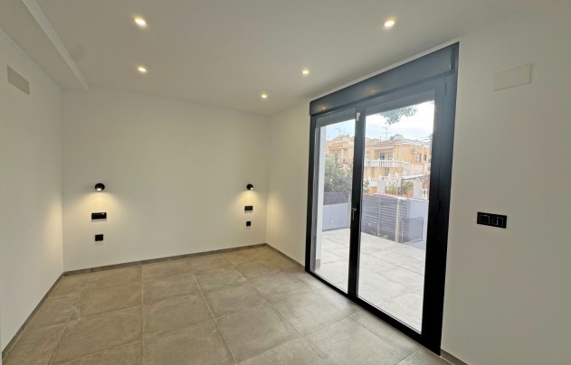 Resale - Villa - Torrevieja - Los Balcones