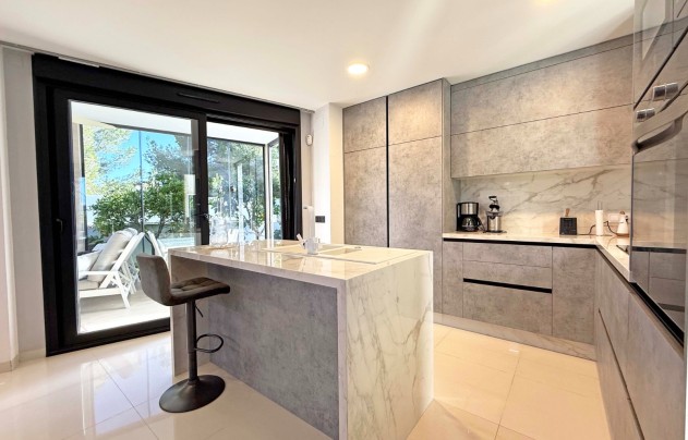 Resale - Villa - Orihuela Costa - Villamartín