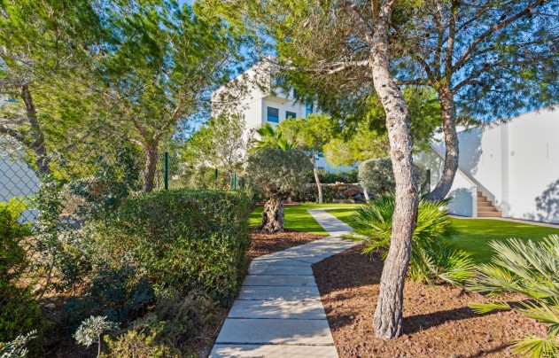 Resale - Villa - Las Colinas Golf Resort - Las Colinas golf