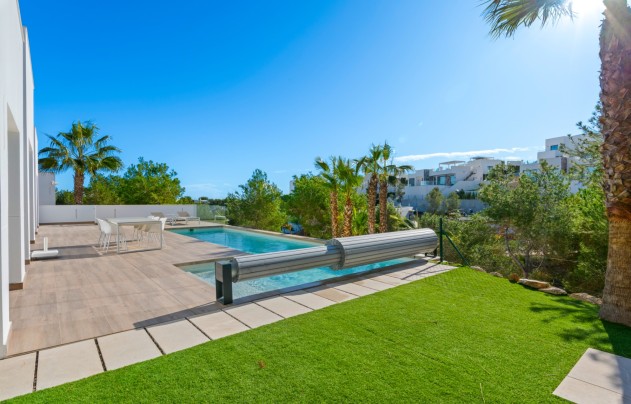 Resale - Villa - Las Colinas Golf Resort - Las Colinas golf