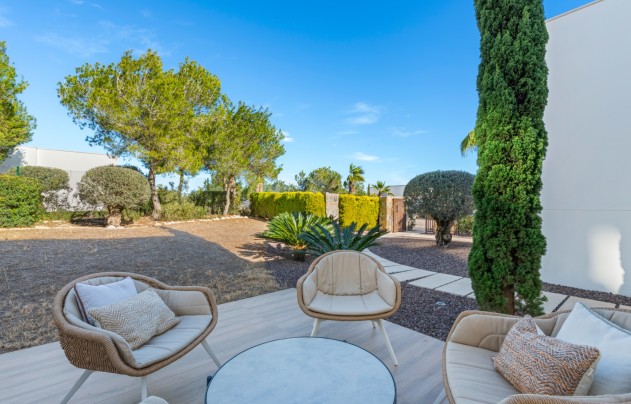 Resale - Villa - Las Colinas Golf Resort - Las Colinas golf