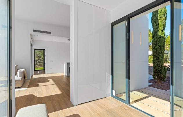 Resale - Villa - Las Colinas Golf Resort - Las Colinas golf