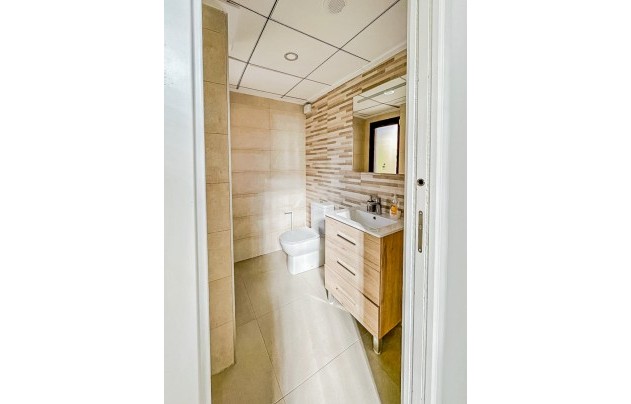 Resale - Villa - La Nucía - Monte Bello