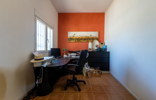 Resale - Villa - Torre Del Rico