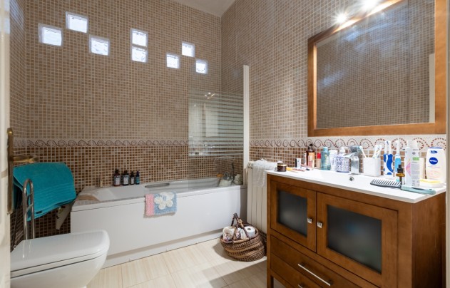 Resale - Villa - Torre Del Rico