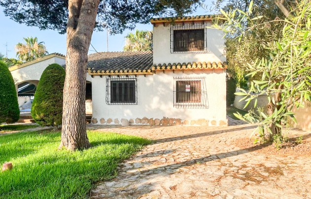 Resale - Villa - Orihuela Costa - Punta Prima