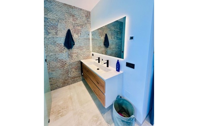 Resale - Villa - Rojales