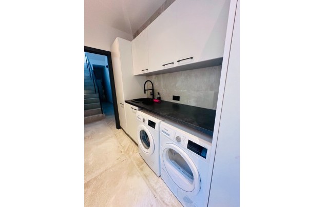 Resale - Villa - Rojales