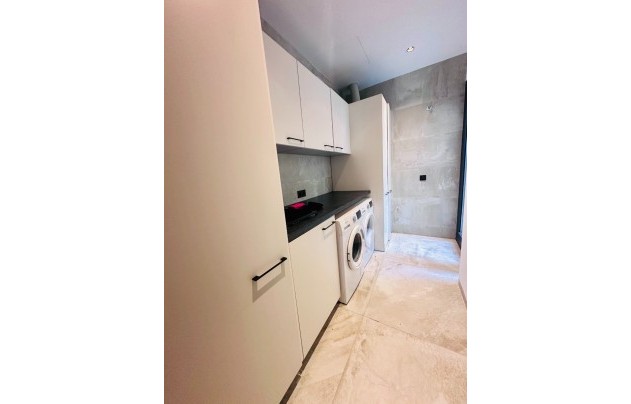 Resale - Villa - Rojales