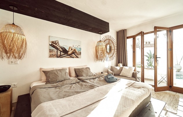 Resale - Villa - Orihuela Costa - Punta Prima