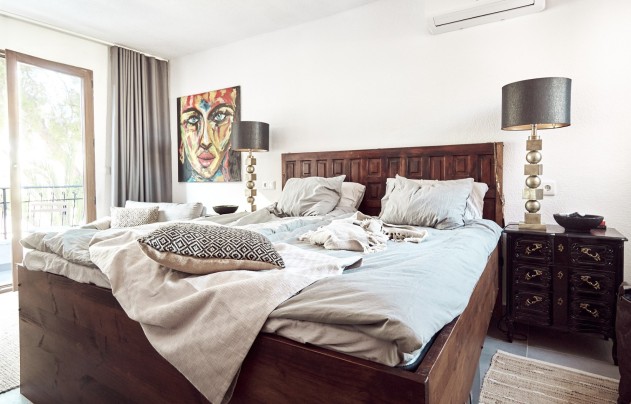 Resale - Villa - Orihuela Costa - Punta Prima