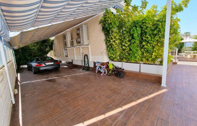 Resale - Villa - Torrevieja - La Mata